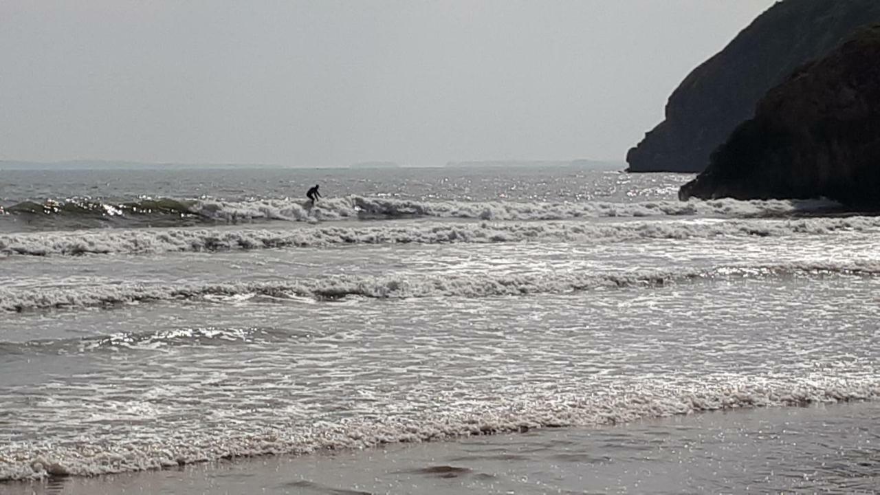 Pendine Sands Guest House Exteriör bild